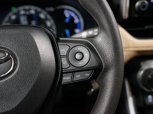 Certified 2024 Toyota RAV4 LE image 13