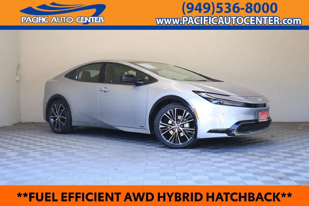 Used 2024 Toyota Prius XLE AWD/4WD image 1