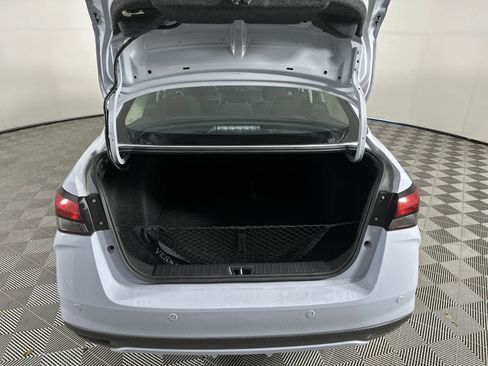 New 2025 Nissan Versa SR w/ Trunk Package image 16
