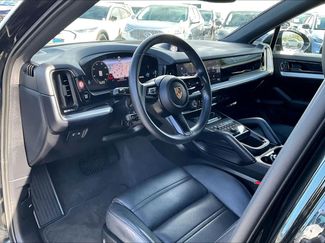Used 2025 Porsche Cayenne Coupe AWD/4WD video 2