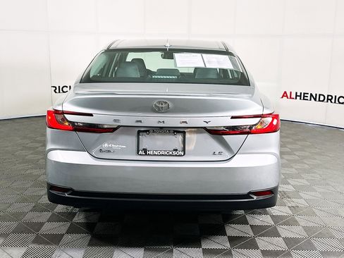 Certified 2025 Toyota Camry LE image 4