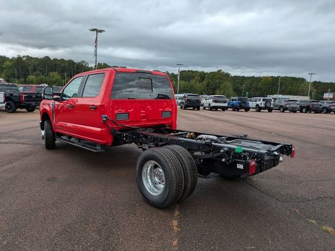 New 2026 Ford F350 XL w/ XL Chrome Package image 6