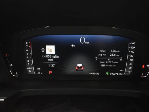 Used 2025 Honda Pilot Elite image 32