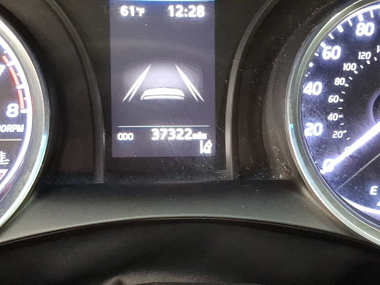 Used 2020 Toyota Camry LE FWD image 5