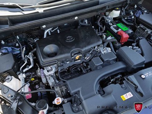 Used 2022 Toyota RAV4 XLE Premium AWD/4WD image 40