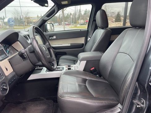 Used 2010 Mercury Mariner Premier image 17