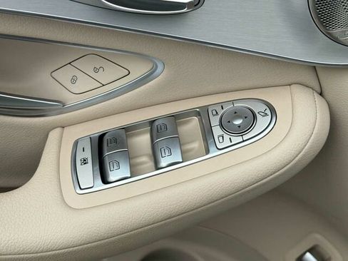 Used 2023 Mercedes-Benz GLC 300 4MATIC Coupe image 14