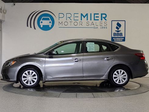 Used 2017 Nissan Sentra S FWD image 2