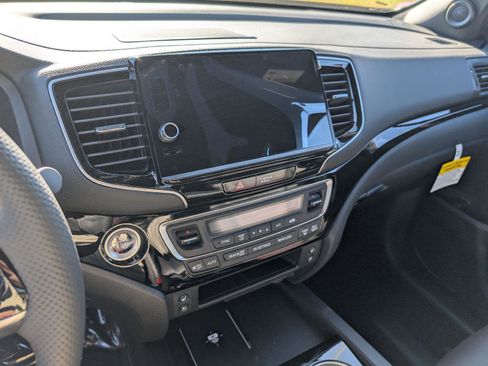 New 2026 Honda Ridgeline Black Edition image 28