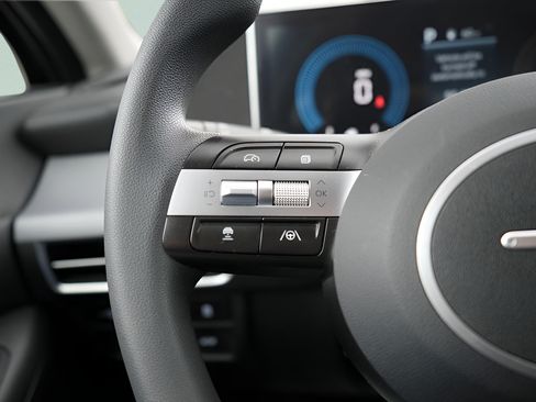 Certified 2025 Hyundai Sonata SE FWD image 25