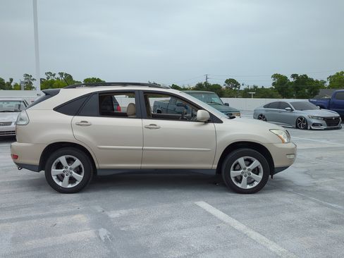 Used 2005 Lexus RX 330 image 4