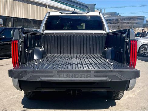 Used 2025 Toyota Tundra SR5 w/ SR5 Convenience Package image 32