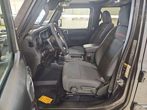 New 2026 Jeep Wrangler Unlimited Rubicon image 10