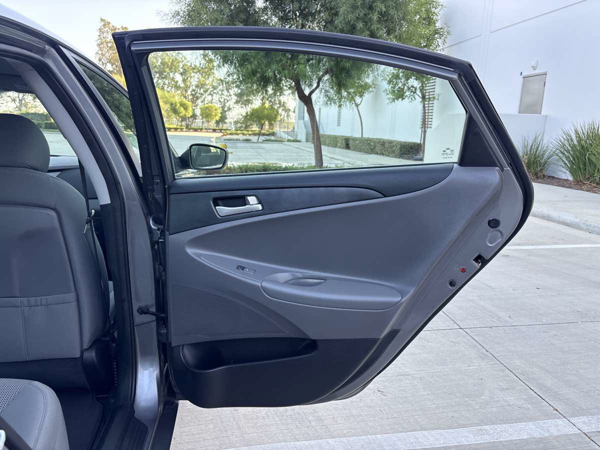 Used 2013 Hyundai Sonata GLS FWD image 13