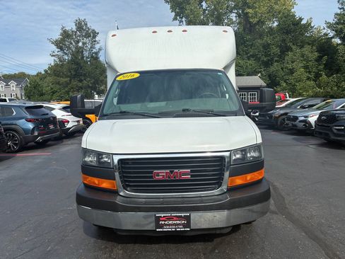 Used 2016 GMC Savana 3500 RWD image 4