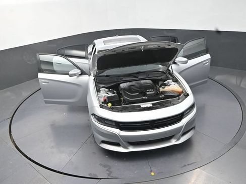 Used 2020 Dodge Charger SXT w/ Leather Interior Group RWD image 40