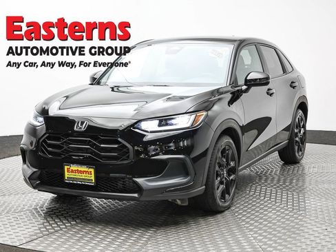 Used 2023 Honda HR-V Sport image 1