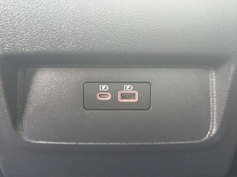 Certified 2022 Nissan Frontier PRO-4X w/ Technology Package AWD/4WD image 36