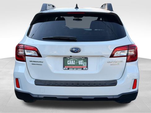 Used 2016 Subaru Outback 2.5i Limited AWD/4WD image 8