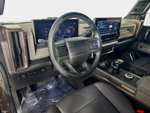 Used 2025 GMC Hummer EV 3X w/ LPO, Cargo Utility Package AWD/4WD image 9