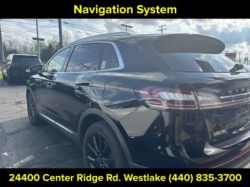 Used 2023 Lincoln Nautilus Reserve w/ Monochromatic Package image 11