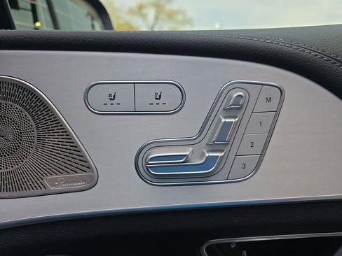 Used 2024 Mercedes-Benz GLE 450 4MATIC image 17