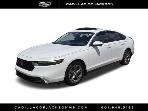 Used 2023 Honda Accord EX-L image 2