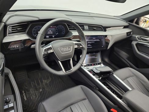 Used 2024 Audi Q8 e-tron Premium Plus w/ Premium Plus Package AWD/4WD image 14