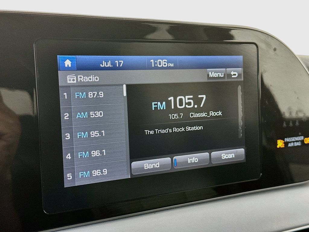 Used 2020 Hyundai Palisade SEL FWD image 17