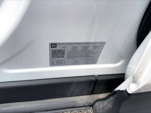 Used 2024 Chevrolet Equinox RS AWD/4WD image 34
