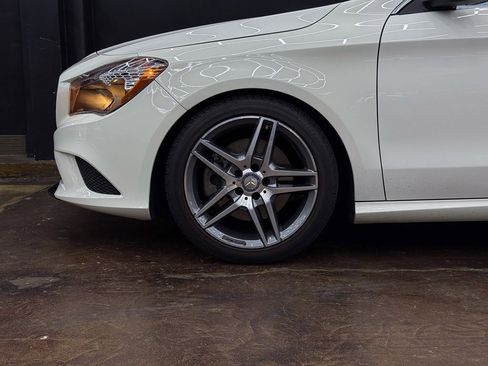 Used 2016 Mercedes-Benz CLA 250 image 4