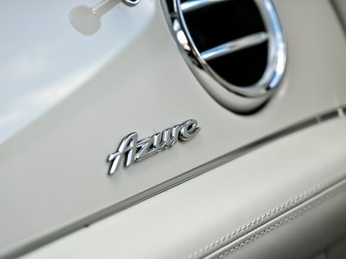 New 2026 Bentley Bentayga AWD/4WD image 41