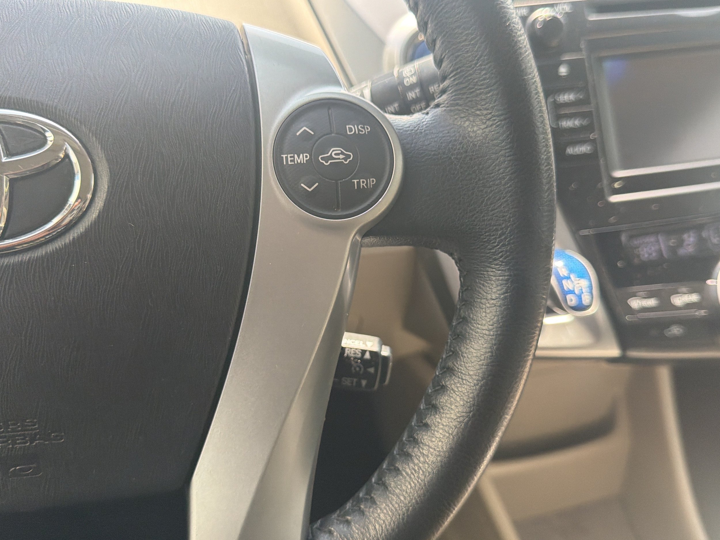 Used 2013 Toyota Prius V Five FWD image 25