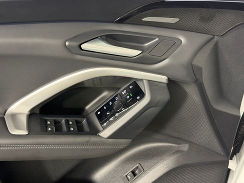 Certified 2025 Audi Q5 Premium w/ Premium Plus AWD/4WD image 14