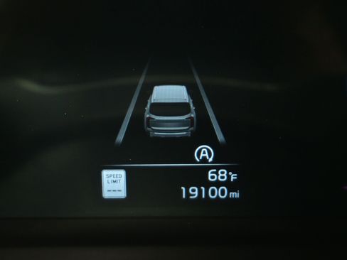 Used 2024 Kia Telluride S w/ S Sunroof Package FWD image 28