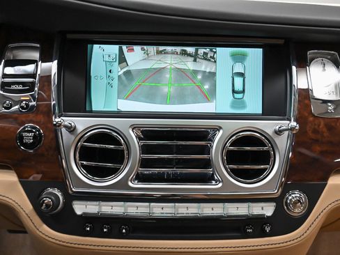 Used 2017 Rolls-Royce Ghost image 43