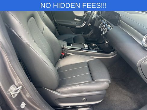 Used 2025 Mercedes-Benz CLA 250 image 17