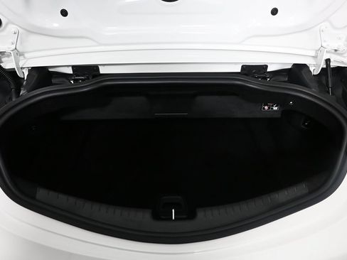 Certified 2024 Mercedes-Benz CLE 450 4MATIC Cabriolet image 27
