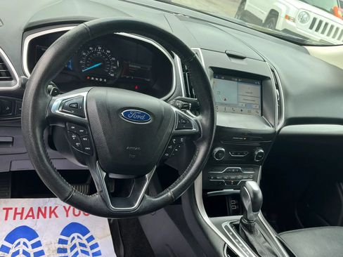 Used 2017 Ford Edge SEL w/ Equipment Group 201A FWD image 11