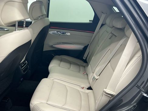 Used 2026 Genesis GV70 2.5T Advanced image 13