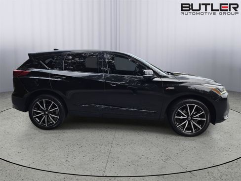 Certified 2025 Acura RDX w/ Advance Package AWD/4WD image 3