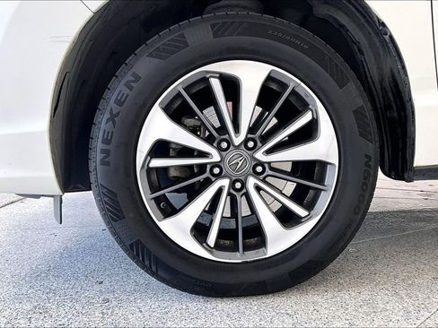 Used 2018 Acura RDX AWD w/ Advance Package image 11