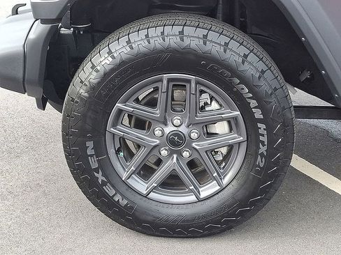 Used 2024 Jeep Wrangler Sport AWD/4WD image 8