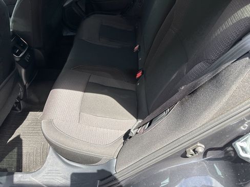 Used 2022 Subaru Outback Premium AWD/4WD image 21