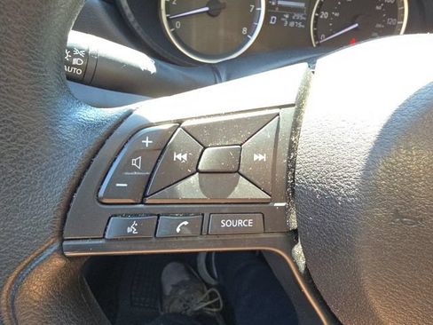 Used 2024 Nissan Versa S w/ Trunk Package FWD image 21