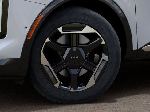New 2026 Kia Sportage SX FWD image 9