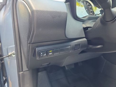 Used 2022 Toyota Corolla LE FWD image 16