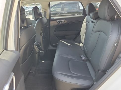 New 2026 Kia Sportage AWD Hybrid image 16