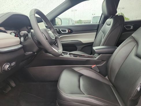 Used 2024 Jeep Compass Limited AWD/4WD image 14