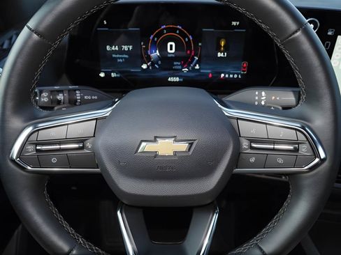 Certified 2026 Chevrolet Equinox LT FWD image 28